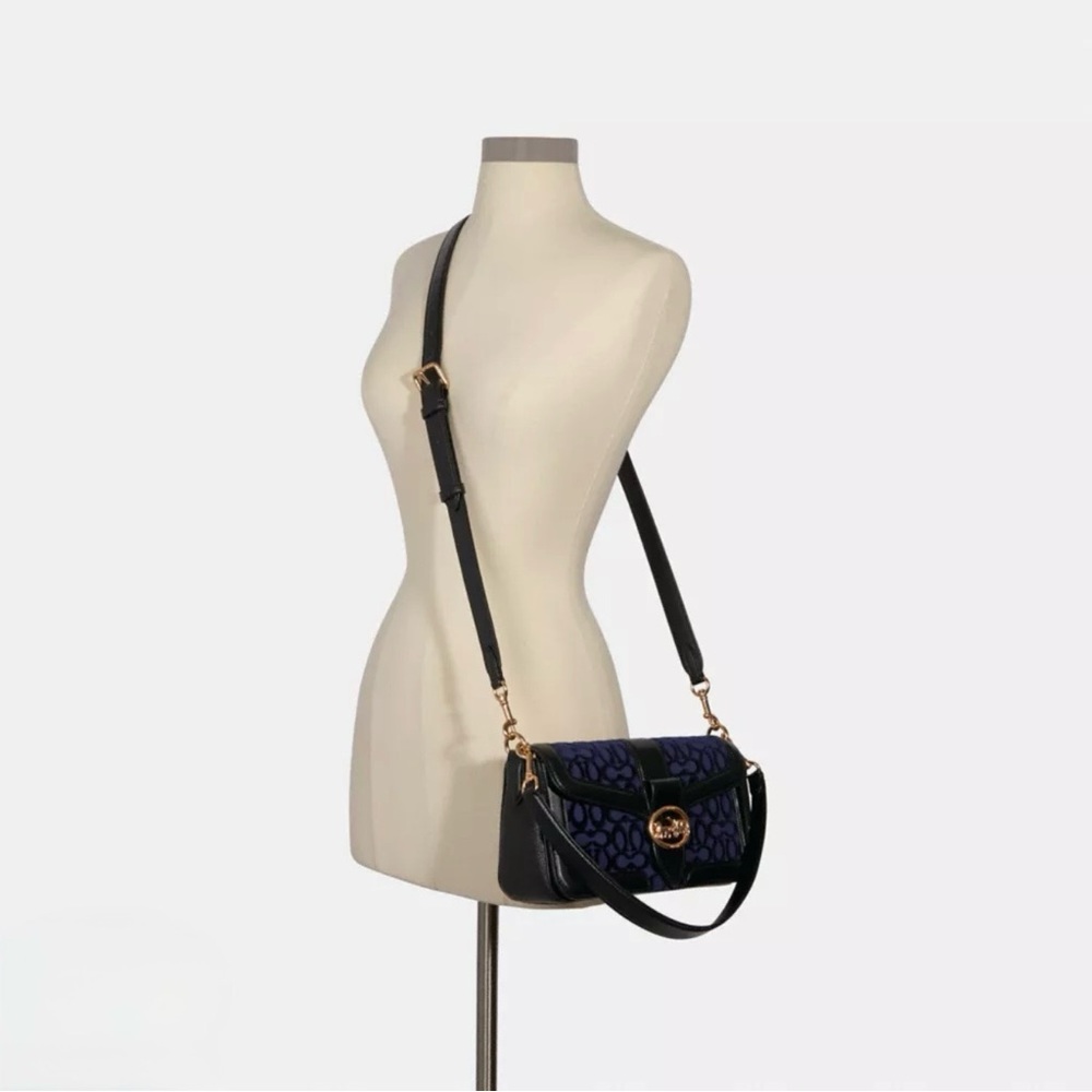 COACH Georgie Bag in Signature Velvet G2081-5566